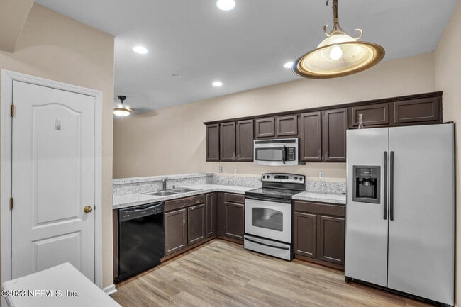 Photo - 1692 Biscayne Bay Cir