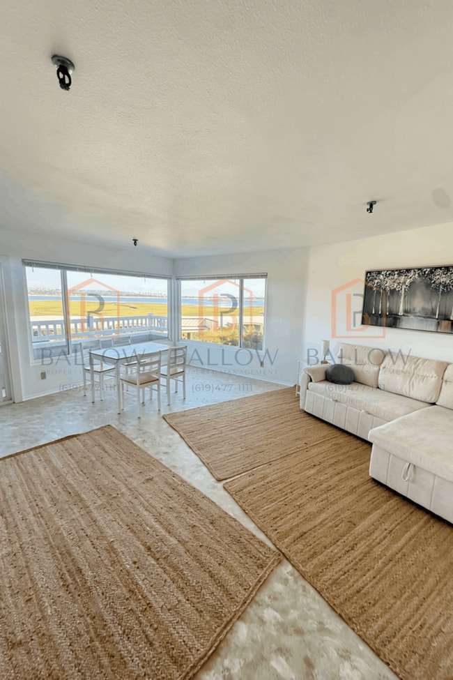 Building Photo - 3991 Crown Point Dr Unit 3991 Crown Point Dr  116