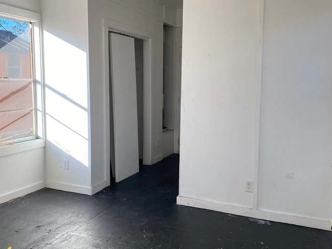 Photo - 109 Nancy Pl.