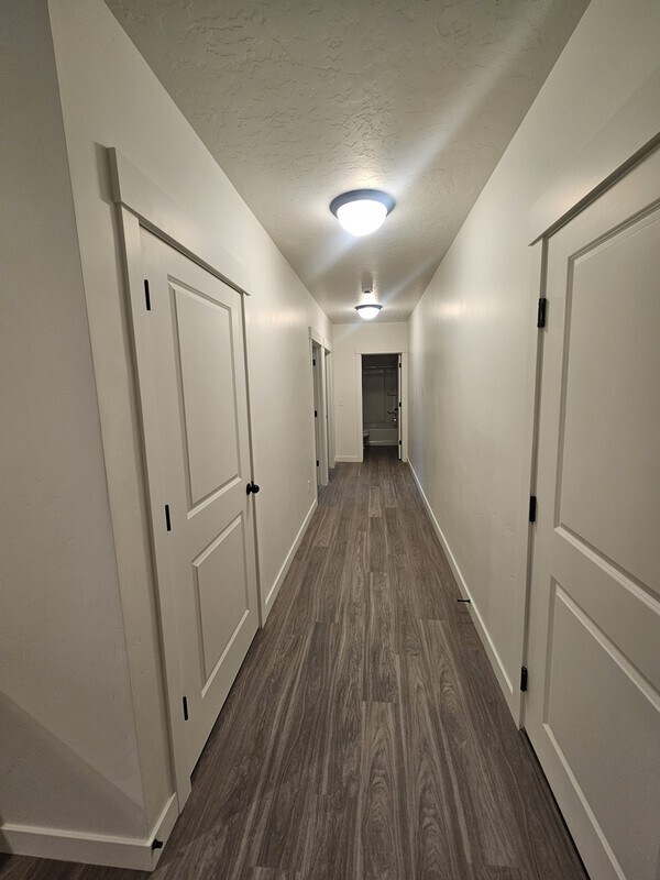 Photo - 895 E Antelope Dr