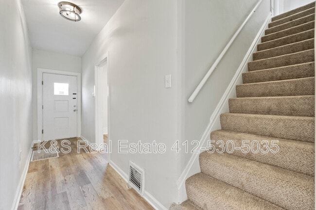 Photo - 2723 Kingwood St