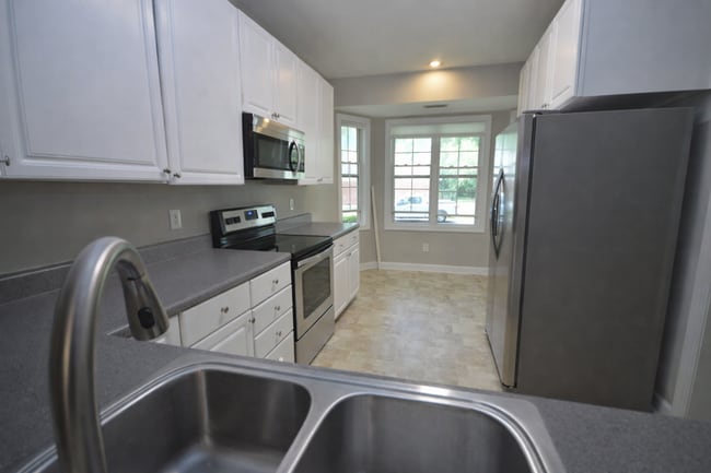 Photo - 3319 Philmont Dr