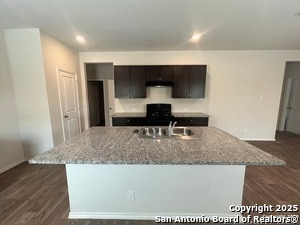 Photo - 141 Middle Grn Lp House