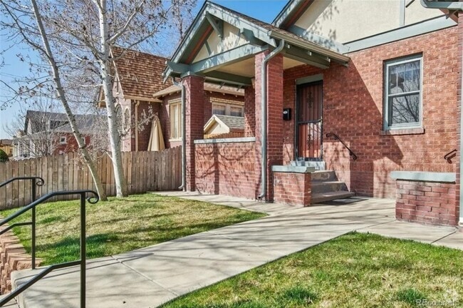 Building Photo - 3311 N Clay St Rental