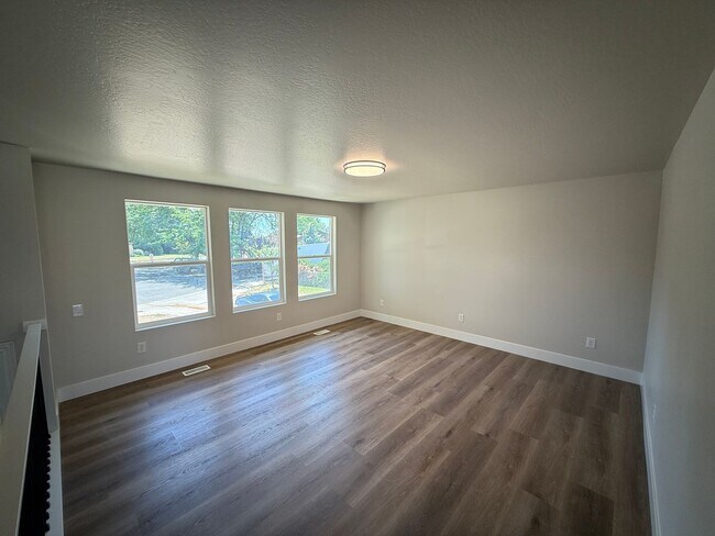Photo - 3426 W 5300 S Unit Upstairs