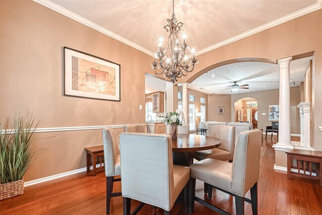 Photo - 5213 Cottonwood Creek Ln