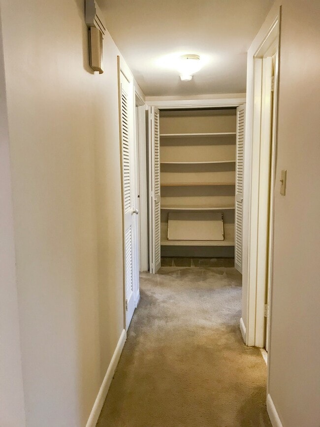 Photo - Summerville Townhome with Fully Equipped K...