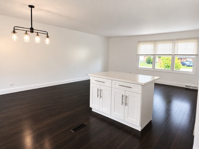 Photo - 425 Ardglass Ct