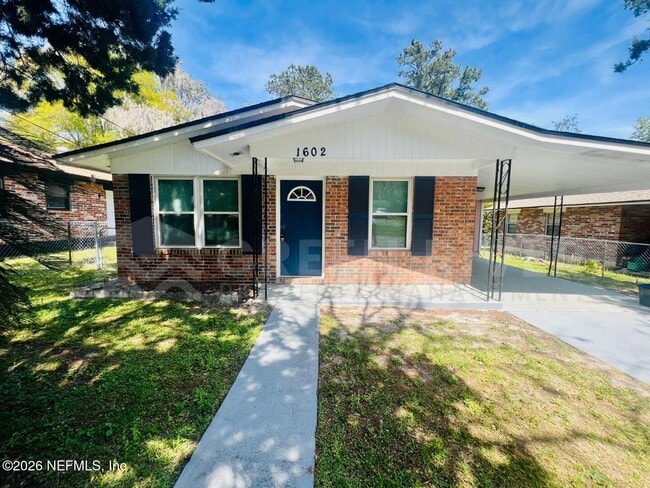 Photo - 1602 Forbes St