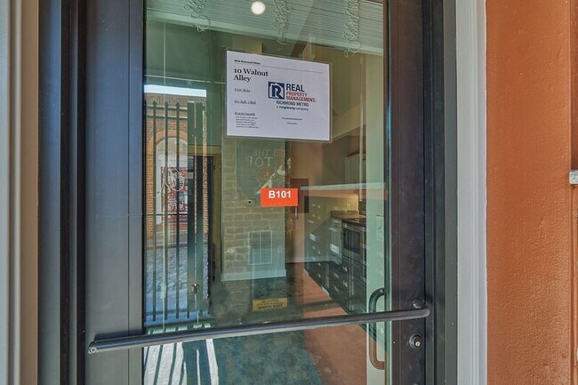 Photo - 10 Walnut Alley Unit B101