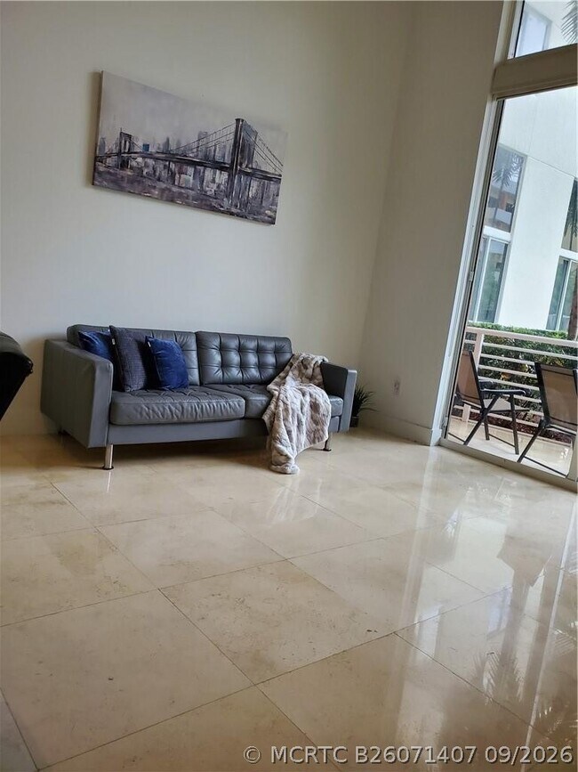 Photo - 2775 NE 187th St Unit 121