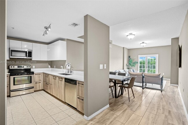 Photo - 5271 SW 8th St Unit 315