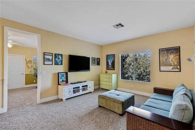 Photo - 724 Pinnacle Heights