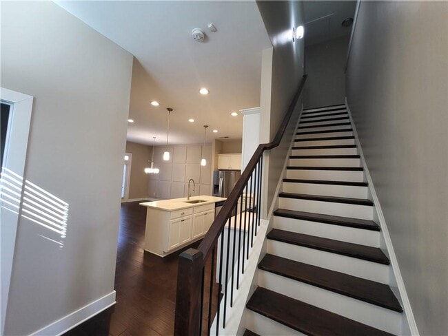 Photo - 5728 Taylor Wy