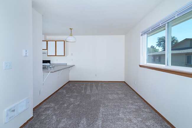 1 Bedroom Living Room