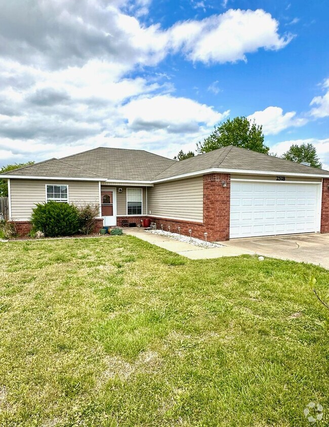 Building Photo - 2518 N Harvey Wakefield Ave Rental