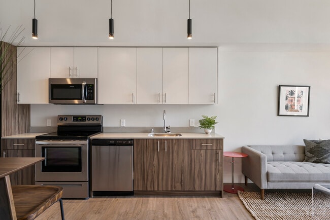 Pivot Apartments