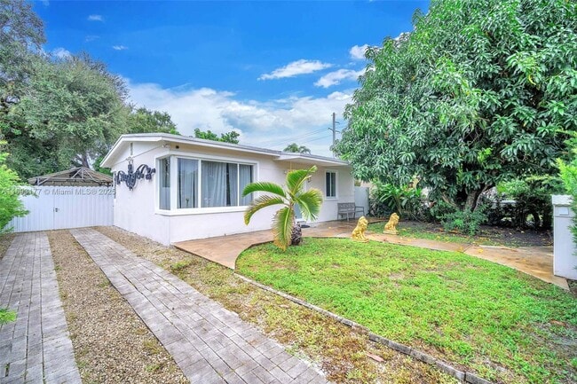 Photo - 1381 NE 152nd St