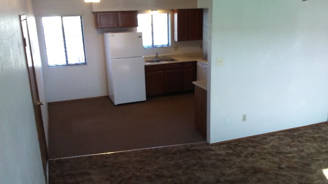 Building Photo - 706 S 4th St Rental