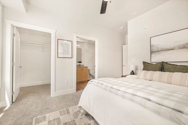 Photo - Lincoln Crossing Apartments Unit 1301 Unit 1301