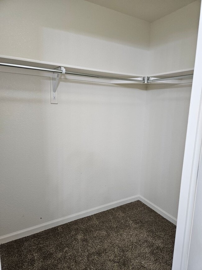 Photo - Amazing price amazing location 2 bdrm Condo avail: 7/16