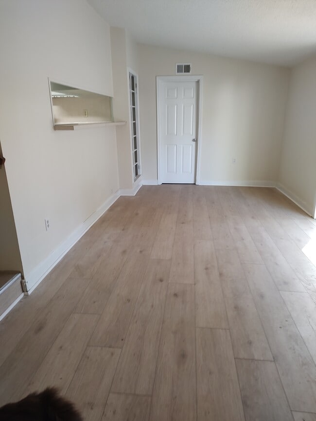 Photo - 409 Woodland Shores Rd