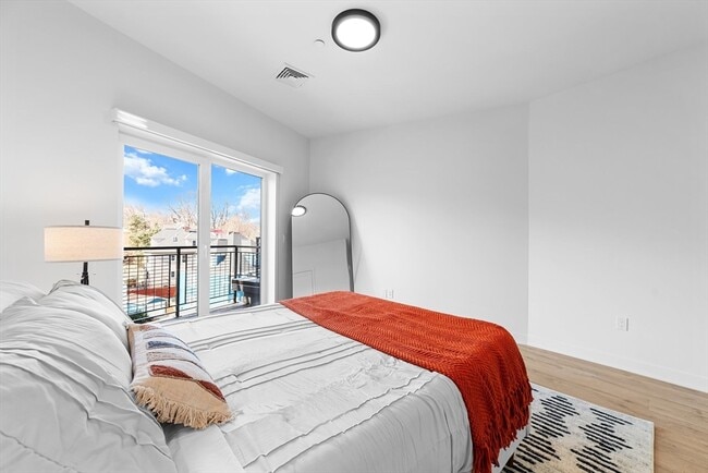 Photo - 500 Talbot Ave Unit 403