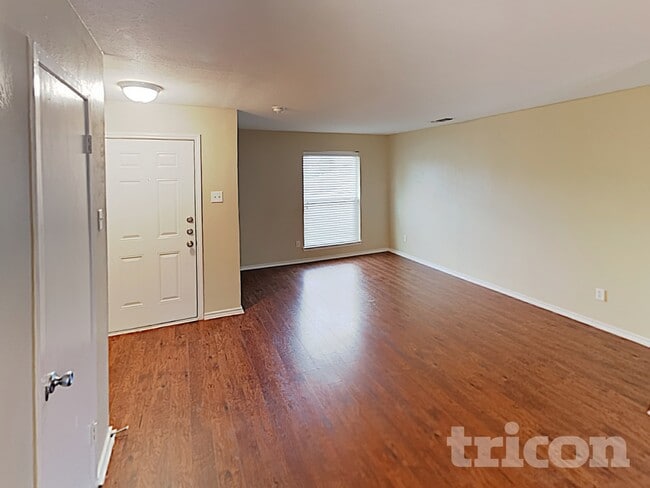 Photo - 2617 Spiceberry Ln