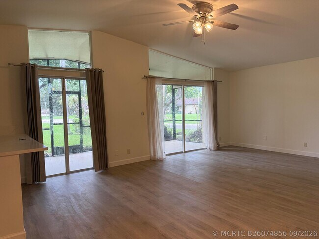 Photo - 11698 Timbers Way