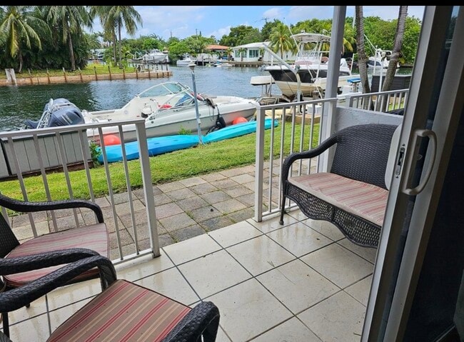 Photo - 2225 NE 123rd St