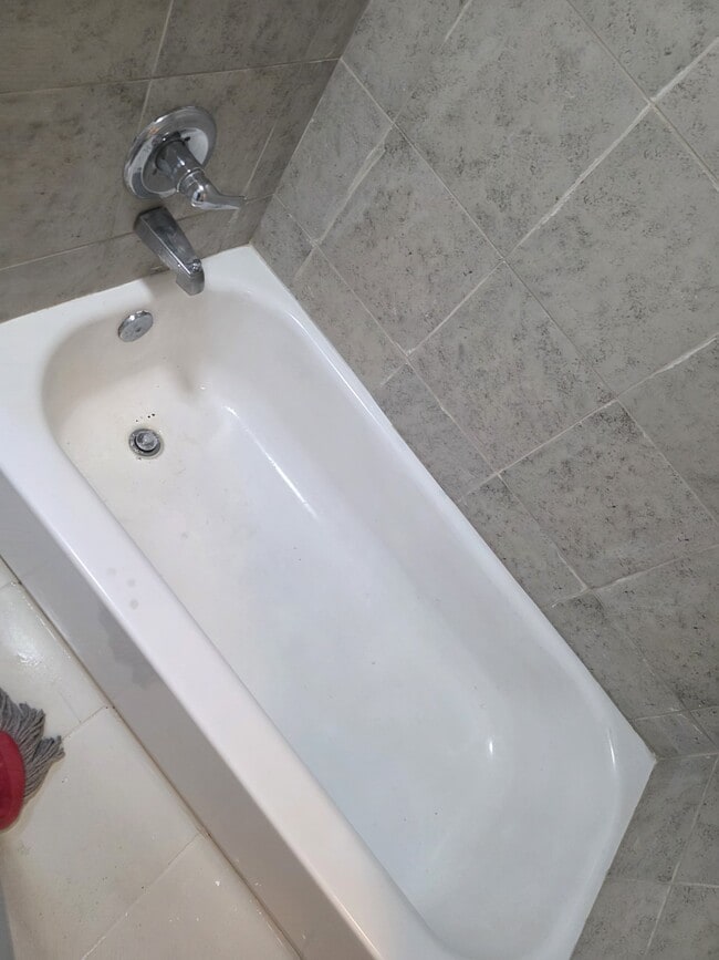 Photo - 706 Grove St Unit 1