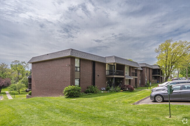 Alternate View - Fox Hollow