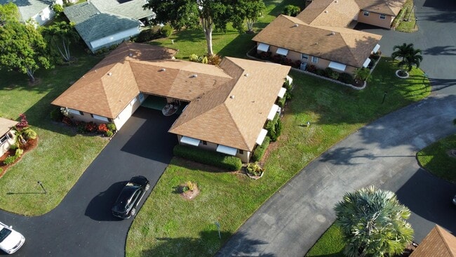 Photo - 718 Whippoorwill Ln