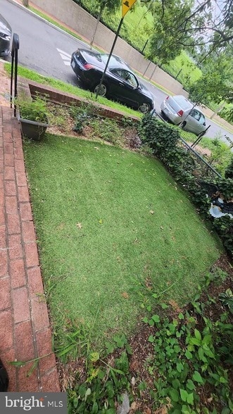 Photo - 1422 W Street SE Unit 2