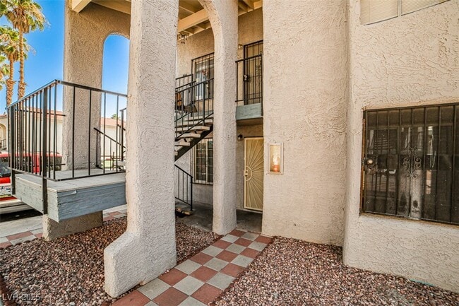 Photo - 4718 Elk Springs Ave Condo Unit B