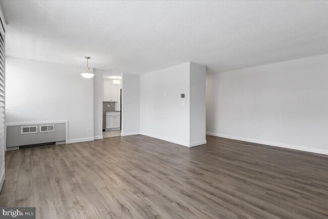 Photo - 1301 S Arlington Ridge Rd Unit 308