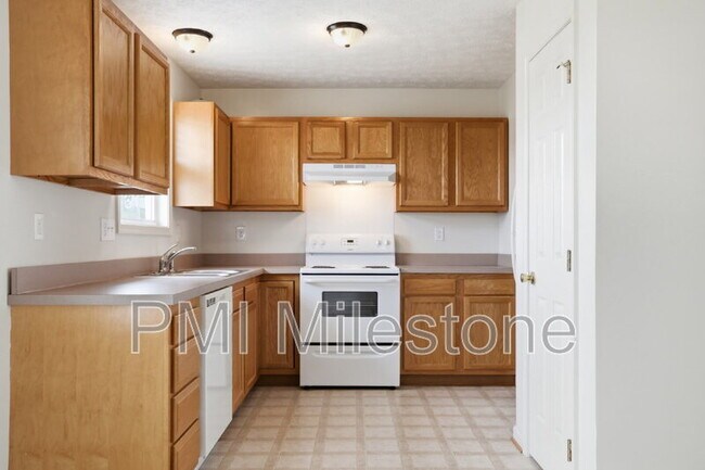Photo - 75 Foal Ln