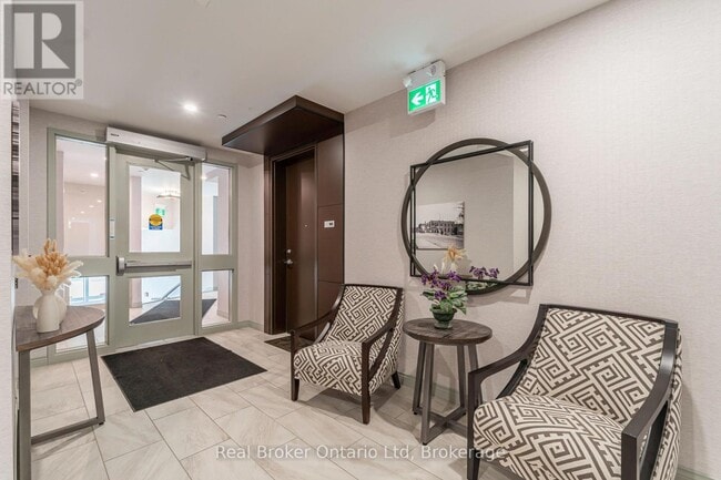 Photo - 80 9th St E Unité 603