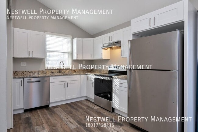 Photo - Delightful 2-bed Duplex in Holladay