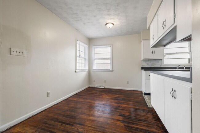 Photo - 3337 Houston St