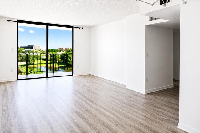 Photo - 9682 Fontainebleau Blvd Unit 603