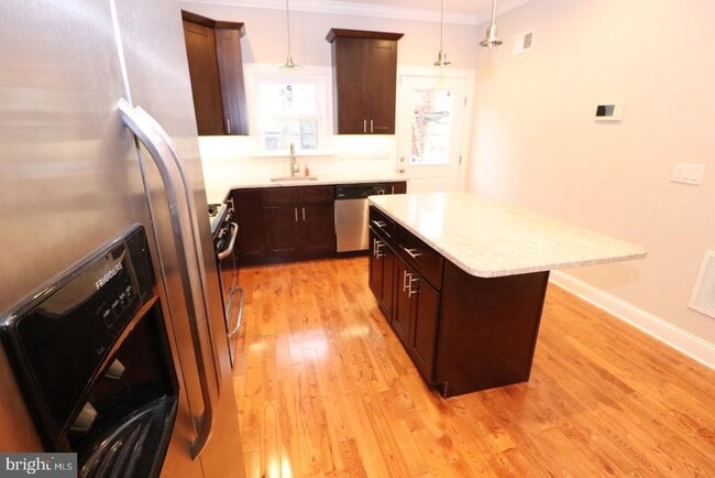 Photo - 1541 S Woodstock St