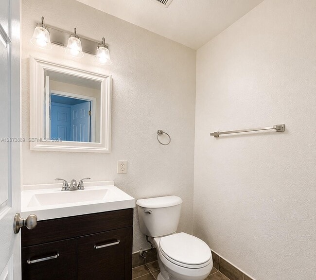 Photo - 4601 NW 9th Dr