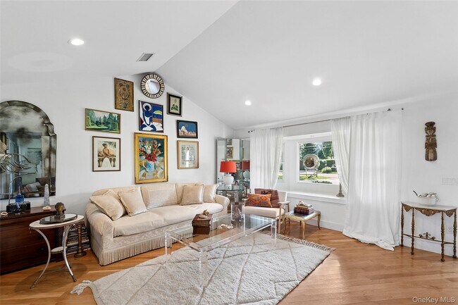 Photo - 38 Liberty St