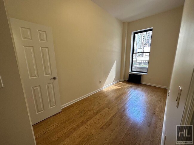 Photo - WEST 56 STREET Unit 3A