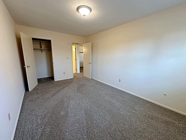 Photo - L & O Apartments