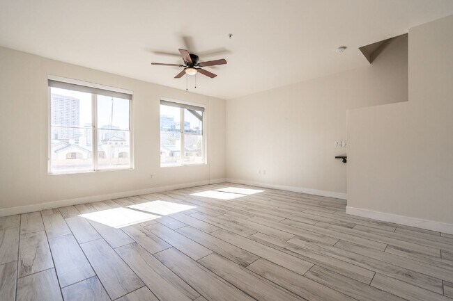 Photo - Central Phoenix Condo Unit 405