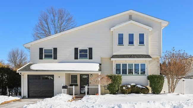 Photo - 70 Connor Ave