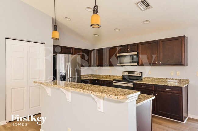 Photo - 92 Stanford Rd