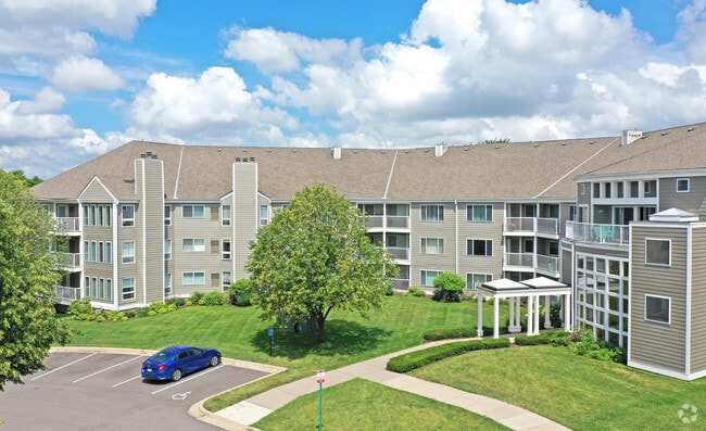 Building Photo - Bristol Village
